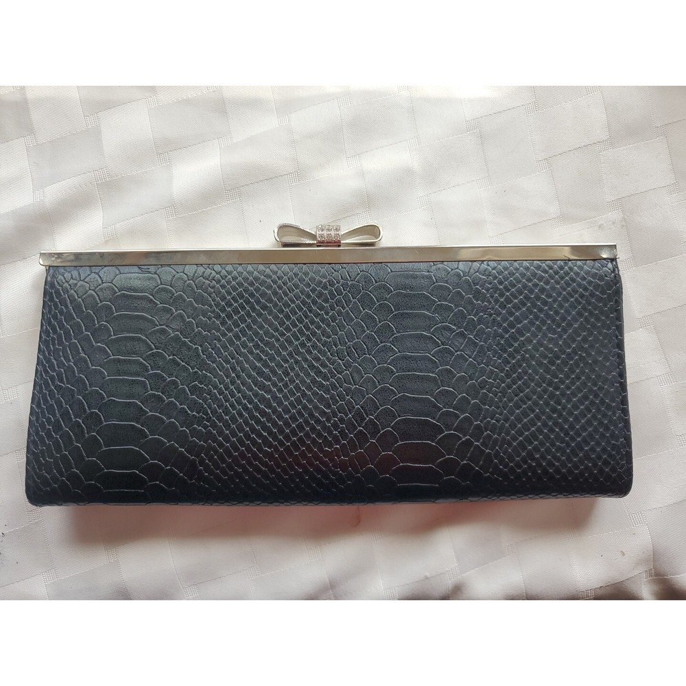 INC International Concepts Black Faux Reptile‎ Leather Diamond Clasp Clutch